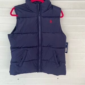 Polo navy puffer vest in large